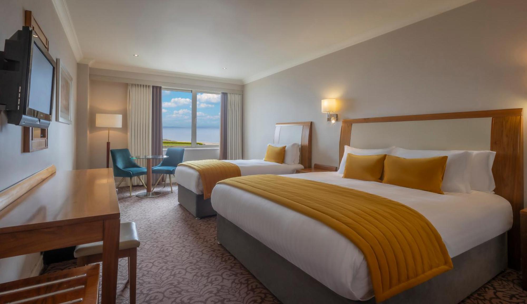 Salthill Hotel Galway Esterno foto