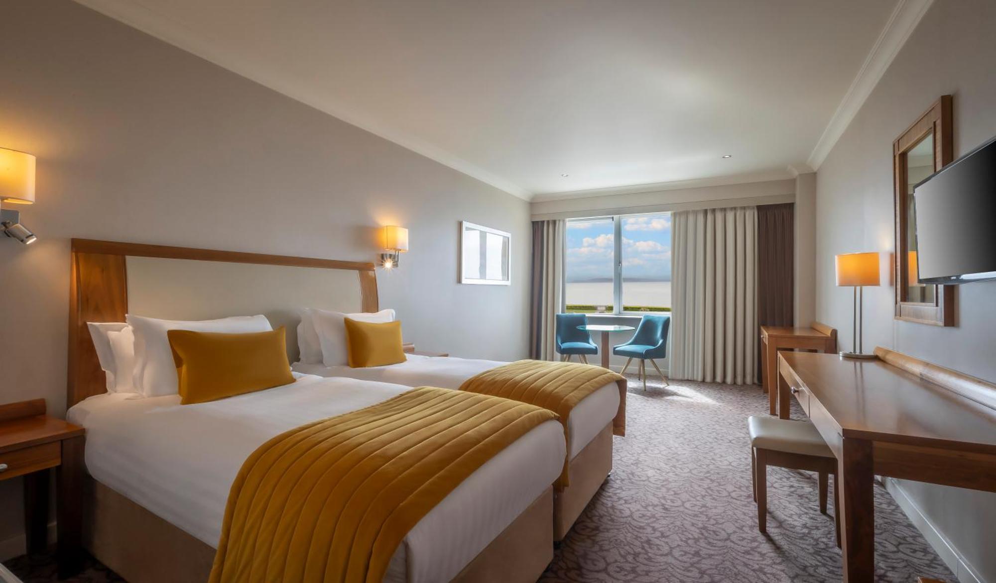 Salthill Hotel Galway Esterno foto